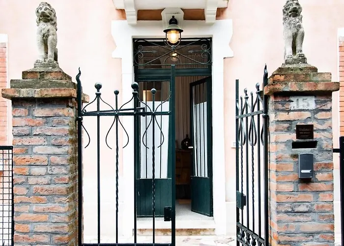 Center Апартаменты *